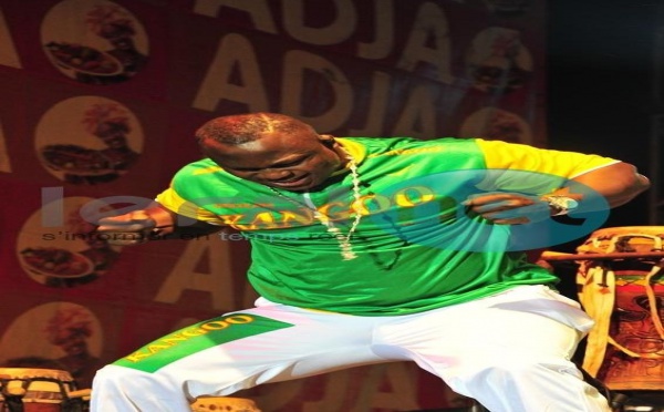 Photos - Le show de  Modou Lô lors du combat Boy Niang 2 Vs Baye Mandione