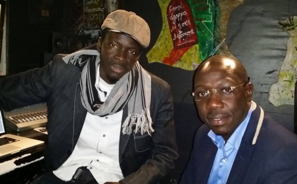 Ndongo J avec son ami Baye Mbaye Mc, le fils cadet de Baye Niass !