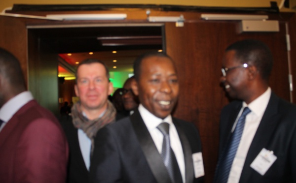 Le milliardaire Cheikh Amar était au Groupe consultatif de Paris