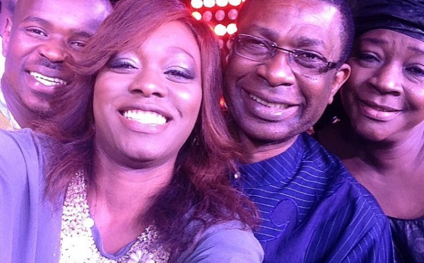 Le selfie de Bijou avec Youssou Ndour, Pape Cheikh, XsideX et Soda Mama
