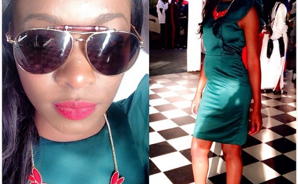 Khady Ndiaye Bijou très élégante dans sa belle robe
