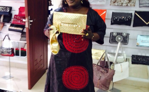Ndèye Ndiaye Lamsal en shopping chez Exotique Tendance