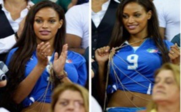 Arrêt sur image: La belle fiancée de Balotelli Fanny avec le maillot de son Mario