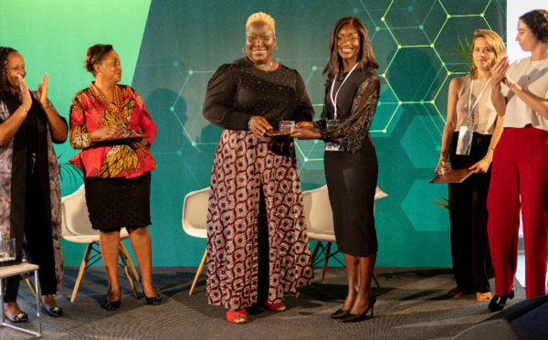 La Fondation Bayer publie un livre blanc sur les défis auxquels sont confrontées les femmes entrepreneurs en Afrique sub-saharienne