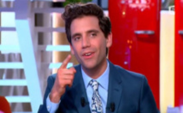 Mika: "J'ai dû porter le même costume pendant deux mois et demi"