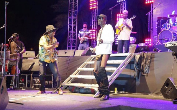 Silence ! Souleymane Faye baisse son pantalon