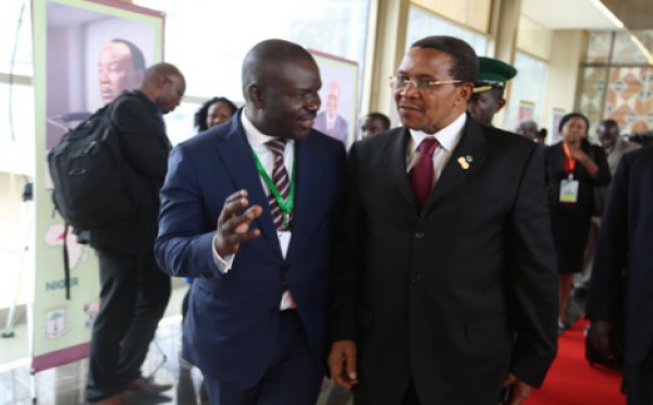 Amadou Diagne du Fogeca rencontre le Président tanzanien au sommet de l'UA