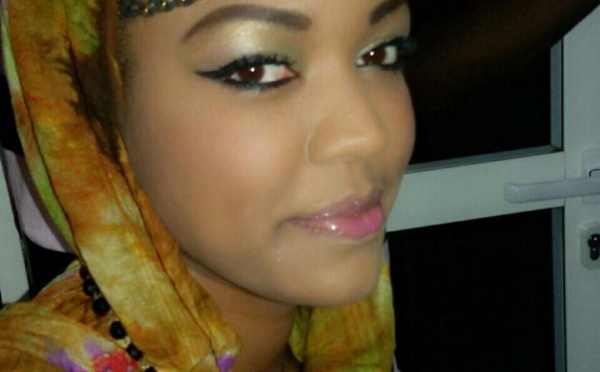 Photo: Ya Awa emprunte le look ibadou. Regardez