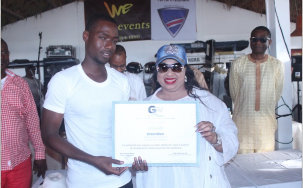 Images- Yendou du personnel de Youssou Ndour