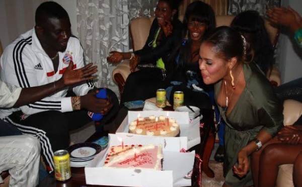 Soumboulou Bathily fête son anniversaire chez Balla Gaye 2
