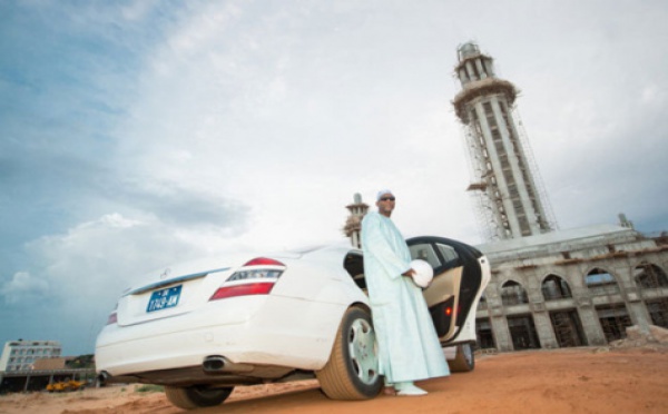 La grande mosquée Massalikoul Djinane de Dakar sort de terre
