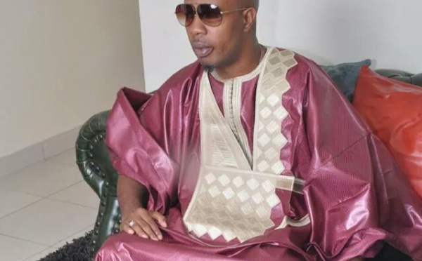 Pako Jackson Thiam en mode ndanane