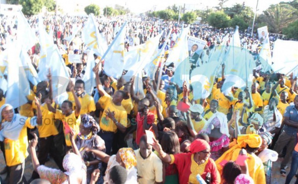 En Direct de L'Obélisque: L'Opposition a réussi le pari de la mobilisation (Regardez)