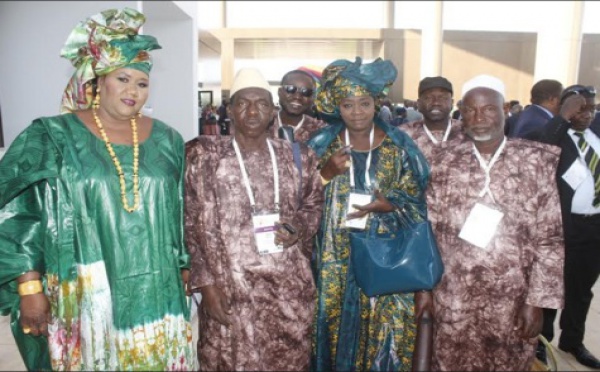 15e Sommet francophonie à Dakar : l’arrivée de la bande à Kiné Lam 