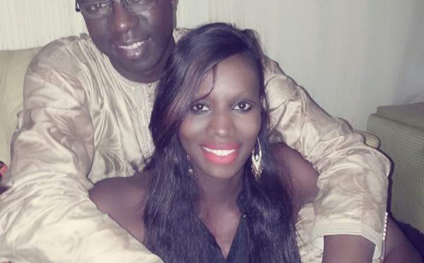 Codou Dieng dans les bras de son père Fallou Dieng