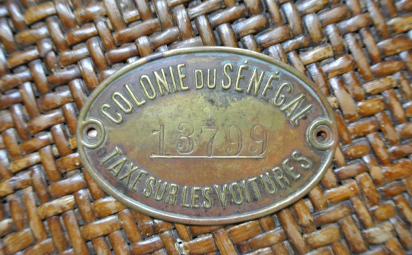 Une plaque qui devait être apposée pour quitus de taxe
