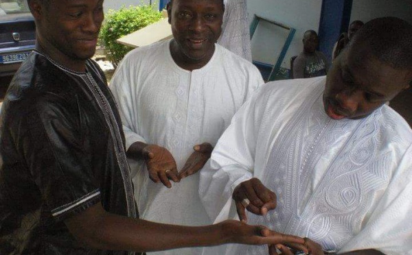 Pape Diouf en toute complicité avec Pape Ndiaye "Thiou" et Amath Samb