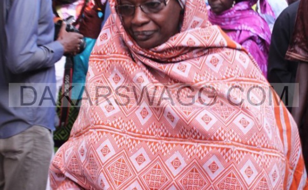 Obsèques du Président du Conseil constitutionnel: Seynabou Ndiaye Diakhaté, l’une des veuves de Cheikh Tidiane Diakhaté