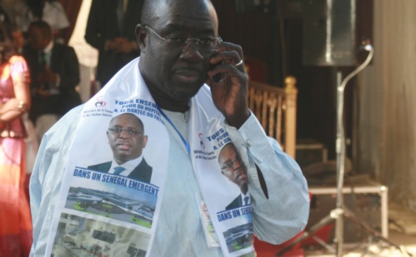 Khadim Samb, le griot vip qui se remplit les poches