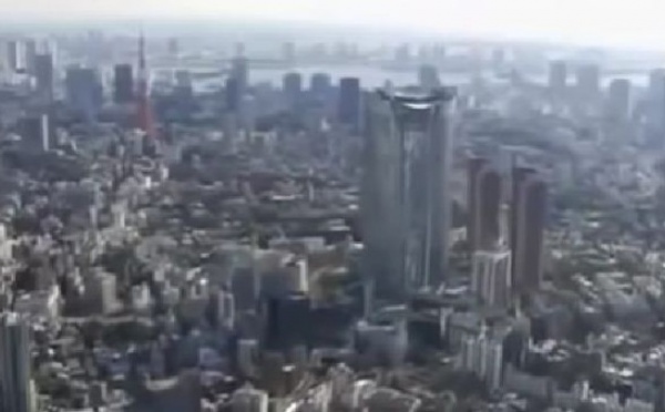 Documentaire:Enquete exclusive reportage la folie des grandeur de dubai a shangai