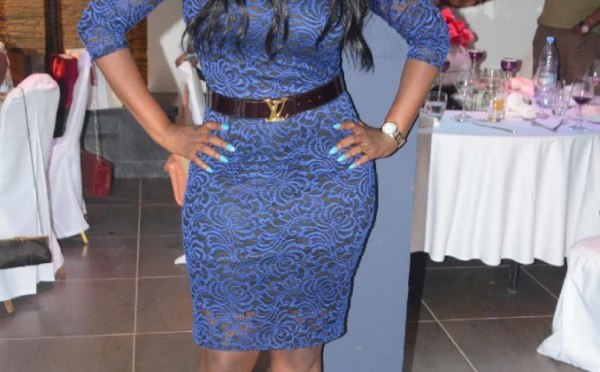 Cette nymphe est une fille de milliardaire