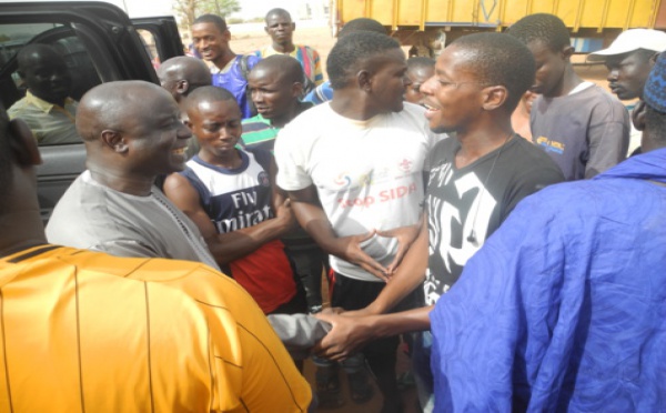 Quelques images de la tournée de proximité de Idrissa Seck à Ranérou