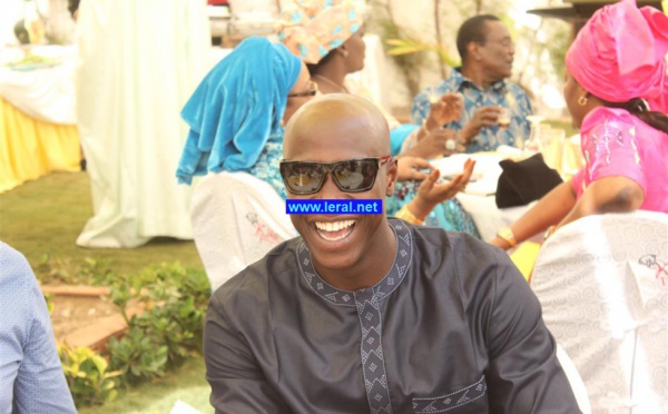 Khalilou Fadiga tout content chez Coumba Gawlo