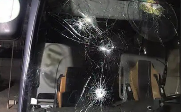 Ligue 1 : Bus caillassés, blessés – Incident violent lors du duel de sommet entre Jaraaf et Teungueth