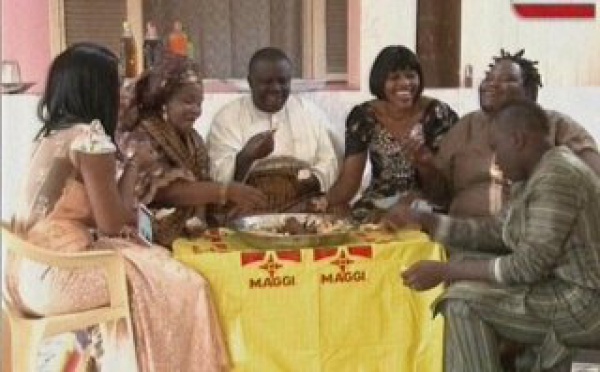 Vidéo: Ndogou Li avec Tann Bombé du 17 Juillet 2015.