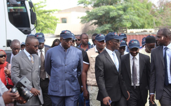En images - Thierno Alassane Sall et Mouhamadou Makhtar Cissé "inspectent" les installations de la Senelec