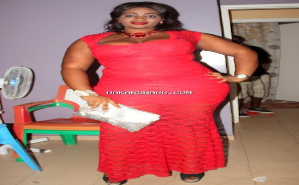 Photos : La Miss Diogoma Amina Diop terriblement sexy ! Et si les critères de beauté et de forme étaient en train de changer ? ...