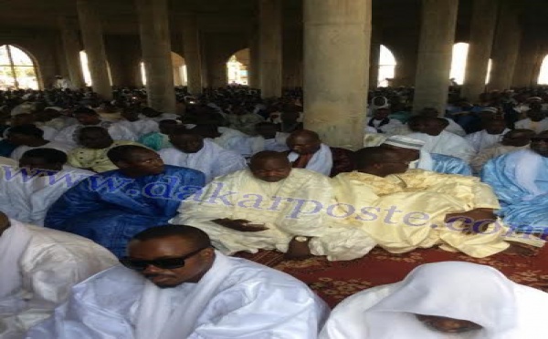 Images de la prière de Tabaski 2015 à la Grande Mosquee de Touba
