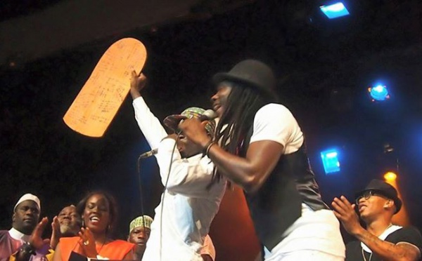 Arrêt sur images: Le cadeau d'anniversaire de  Ndongo J de "Daara ji Family" 