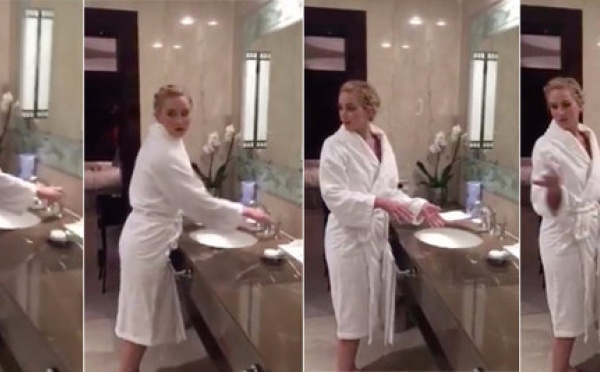 Jennifer Lawrence prouve qu’elle se lave les mains sur Facebook