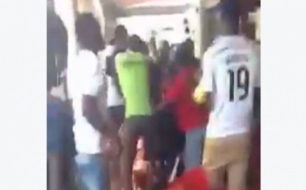 Incroyable : Des supporters sénégalais du Real et du Barça s'affrontent dans un resto de la place pendant le classico