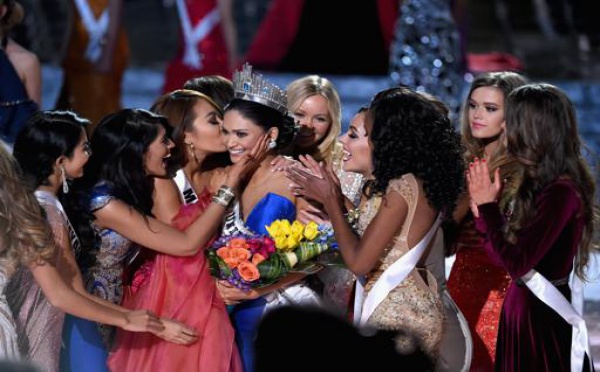 L'erreur monumentale de la finale Miss Univers ! Regardez...