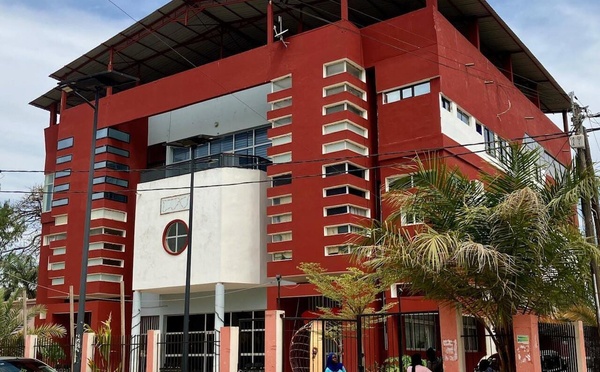 Coumba äm Ndëye ak Coumba ämoul ndëye à la mairie de Ziguinchor : Le FRAPP dénonce  une gestion inéquitable du domaine public