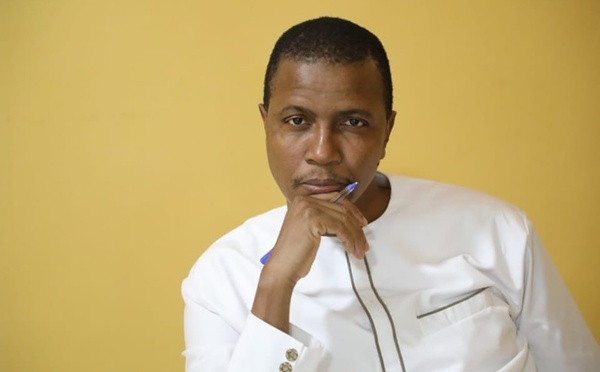 Edition I Talibouya Aïdara, journaliste, informe de la parution de son livre « LA LONGUE MARCHE DE MAHAALE » chez Falcon Editions, à Paris