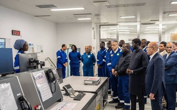 Photos / Saint-Louis : Le Président Bassirou Diomaye Diakhare Faye et son homologue de la Mauritanie, en visite sur la plateforme gazière GTA