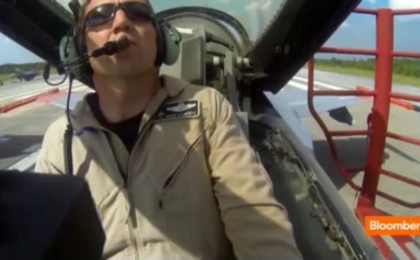 Mécontent contre sa compagnie, un pilote transforme l’avion en…