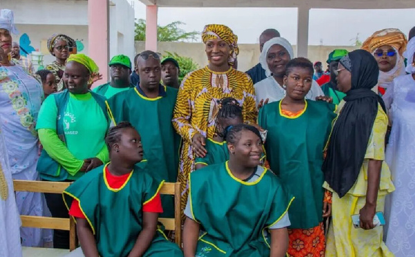 Marie Khone Faye à Saint-Louis : La Première Dame plaide pour l’éducation des filles