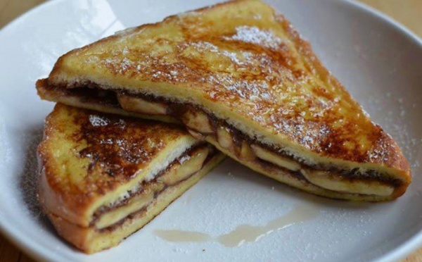 Craquez pour cette recette de pain perdu au chocolat et à la banane : dingue !