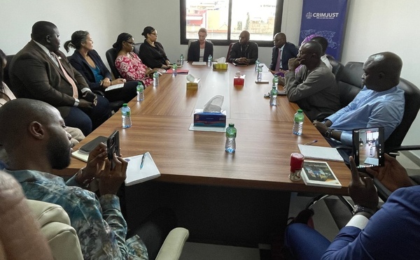 Lutte contre la criminalité financière : L’Ambassade des USA offre plus de 30 ordinateurs portables au Pôle Judiciaire Financier du Sénégal