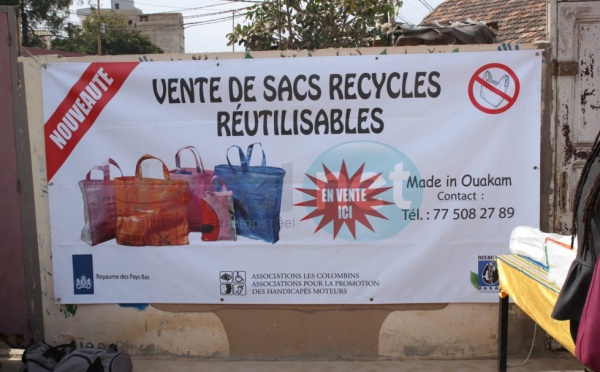 Les images de l’inauguration du projet des sacs recyclables par les handicapés de Ouakam