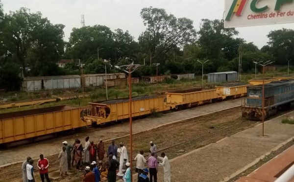 Thiès : Les cheminots bloquent la circulation ferroviaire, pour réclamer leurs pensions de retraite