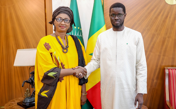 Le Président reçoit la ministre malienne des Transports et le Comité des ministres de l’Asecna