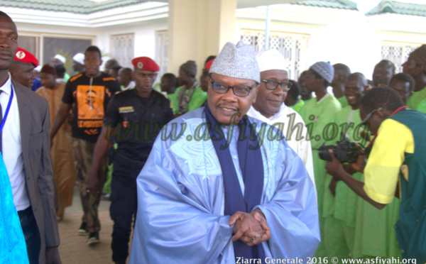 Photos- Ziarre Générale 2016 à Tivaouane- L'arrivée des officiels à la résidence des hôtes  