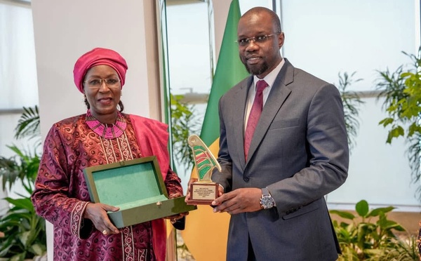 La CNDH décerne un prix d’honneur au Premier ministre Ousmane Sonko