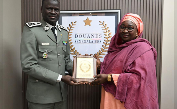 Photos / Organisation de la Conférence Ramadan 2026 : L’Amicale du Personnel féminin de la Douane reçue par le Directeur général