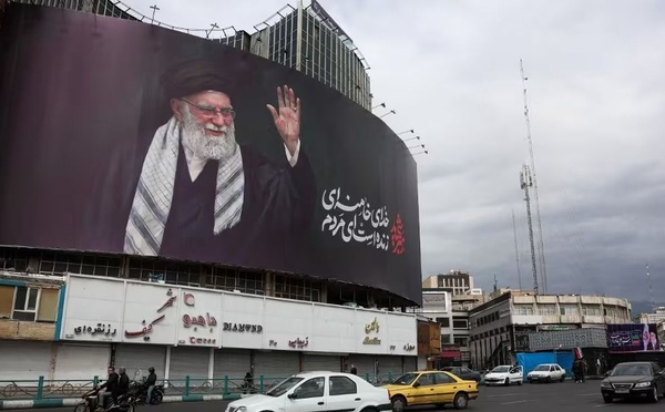 Guerre au Moyen-Orient : L'hommage national à l'ayatollah Khamenei reporté en Iran